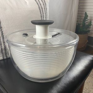 OXO Good Grips Salad Spinner